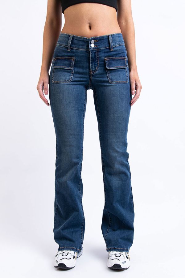 Lavtaljede Bootcut Jeans - Chloe Blue